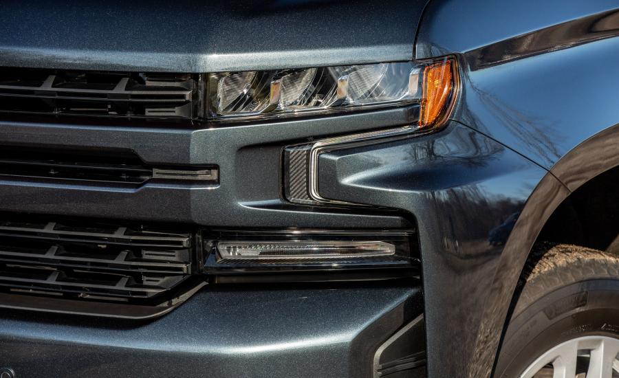 Детали экстерьера Chevrolet Silverado RST Double Cab 2018 года  (фото 12 из 40)